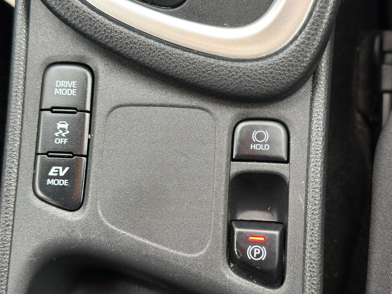 Used Toyota Yaris 2021 for sale - 76457770: Photo 41