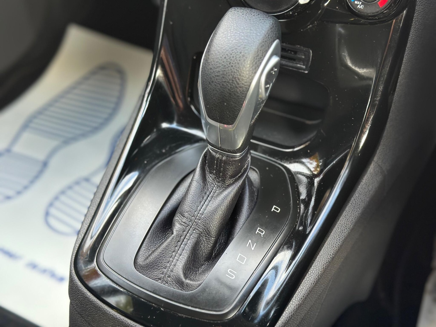 Used Ford Fiesta 2015 for sale - 76498831: Photo 37