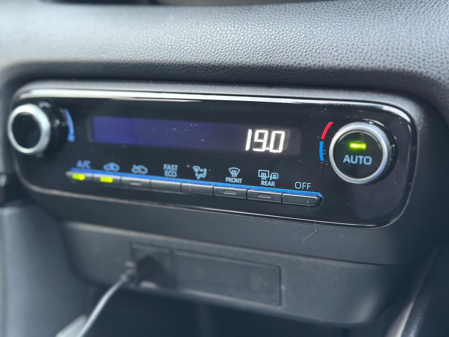 Used Toyota Yaris for sale - 77278973: Photo 42