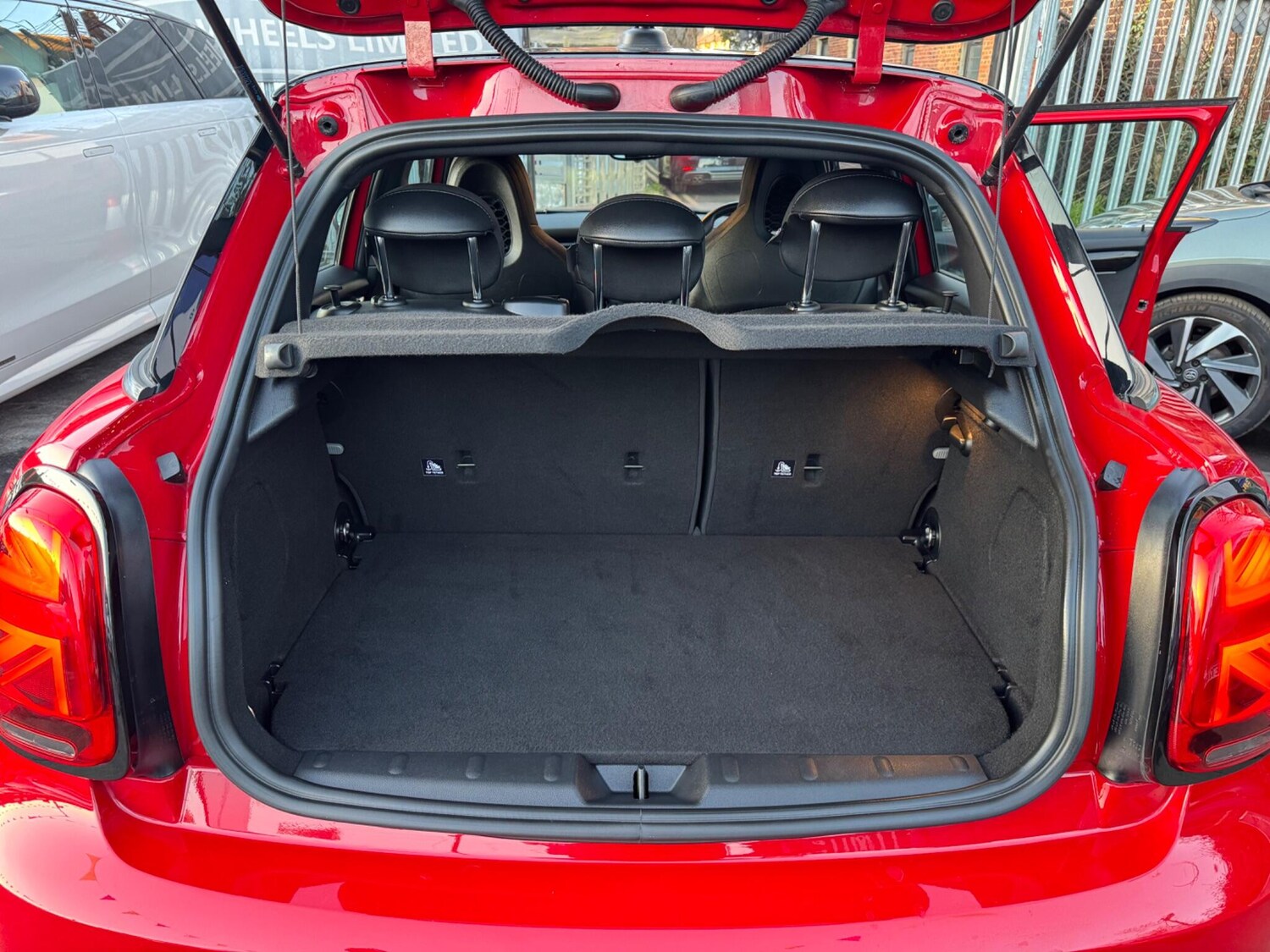 Used MINI Hatch 2021 for sale - 77632976: Photo 41