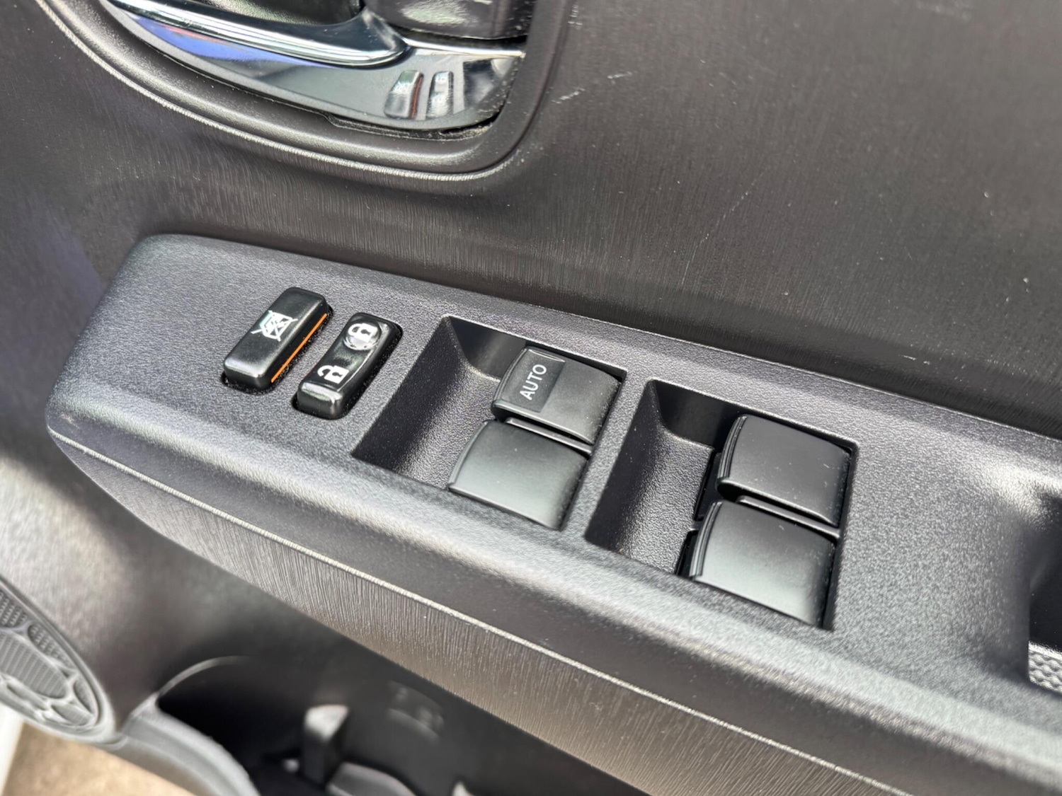 Used Toyota Yaris 2013 for sale - 77537963: Photo 26