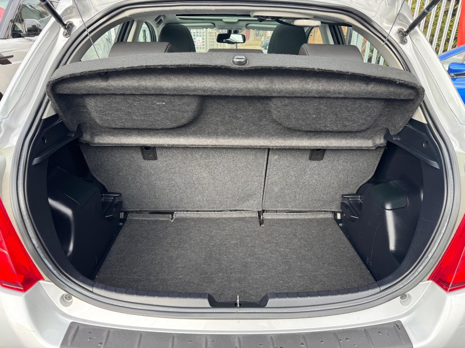 Used Toyota Yaris 2013 for sale - 77537963: Photo 30