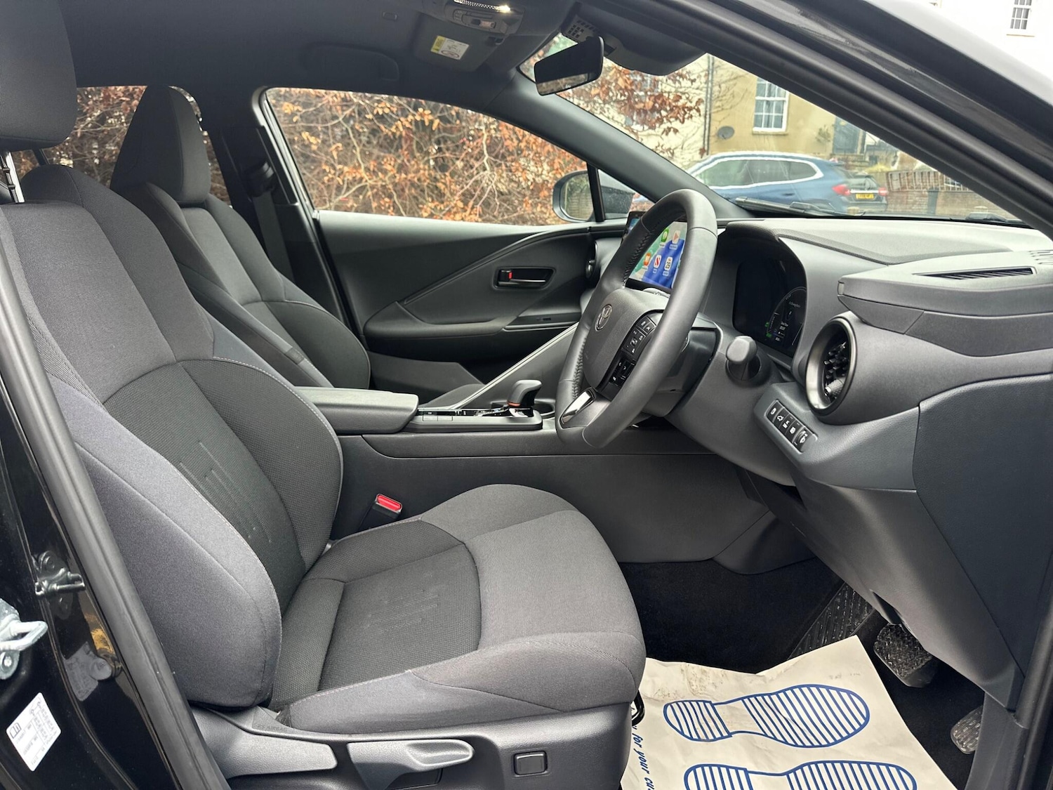 Used Toyota C-HR 2024 for sale - 77330647: Photo 11