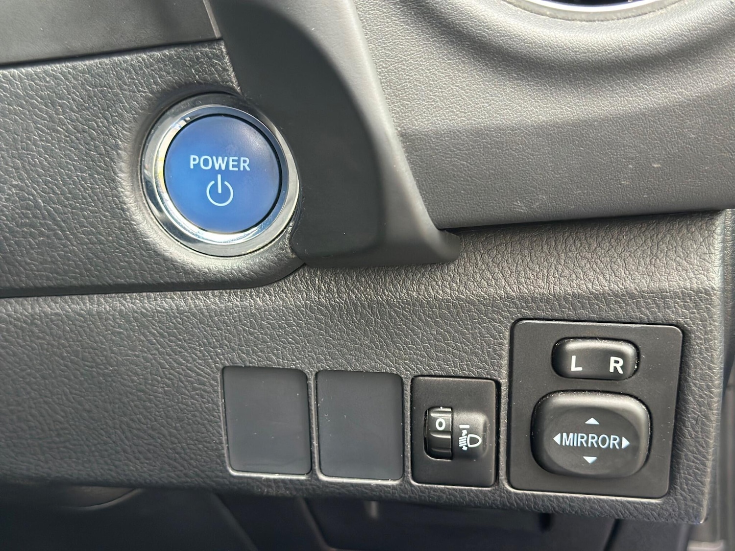 Used Toyota Auris 2016 for sale - 78063125: Photo 51