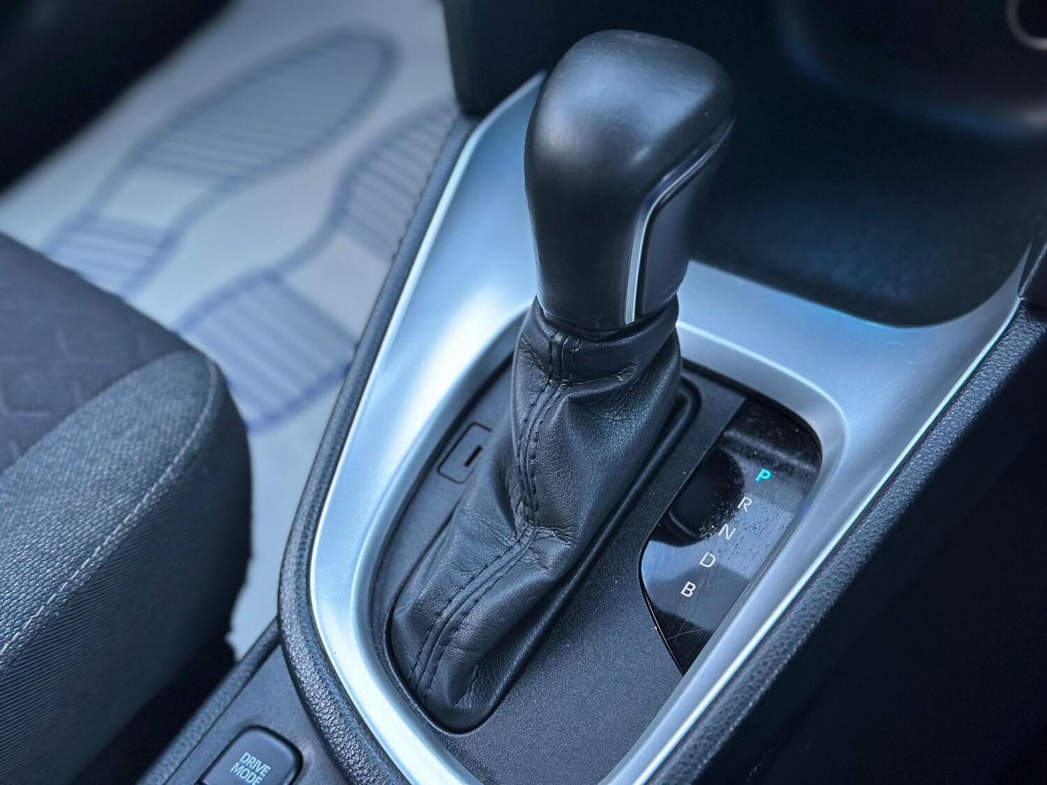 Used Toyota Yaris Cross 2022 for sale - 77854289: Photo 44