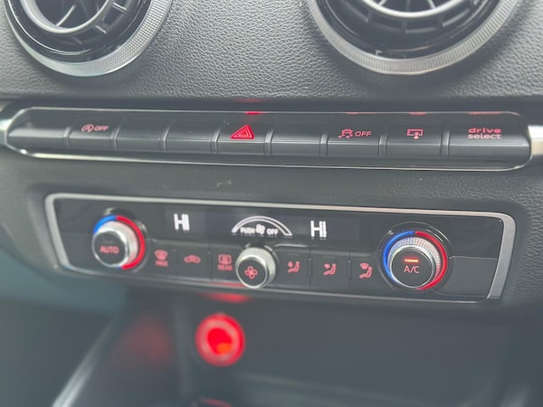 Used Audi A3 2014 for sale - 76294739: Photo 43
