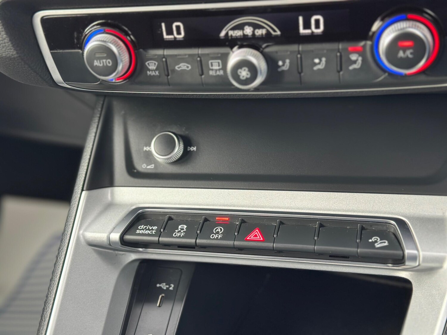 Used Audi Q3 for sale - 77808428: Photo 23