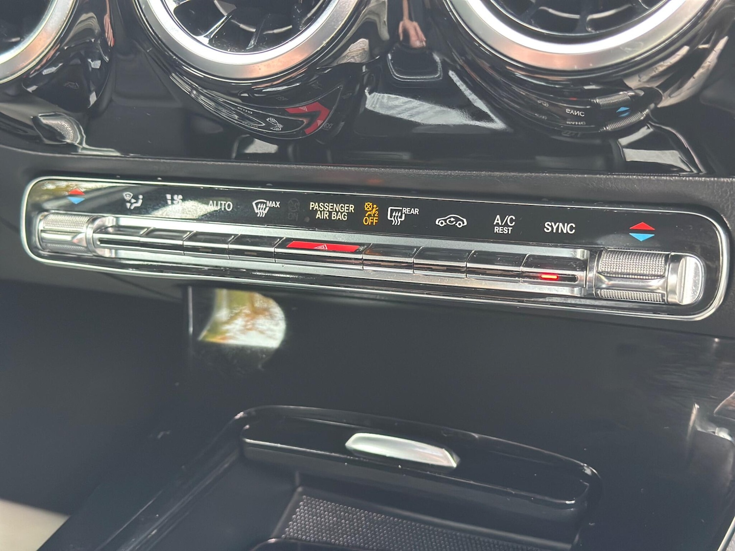 Used Mercedes-Benz A-Class 2018 for sale - 76424110: Photo 40