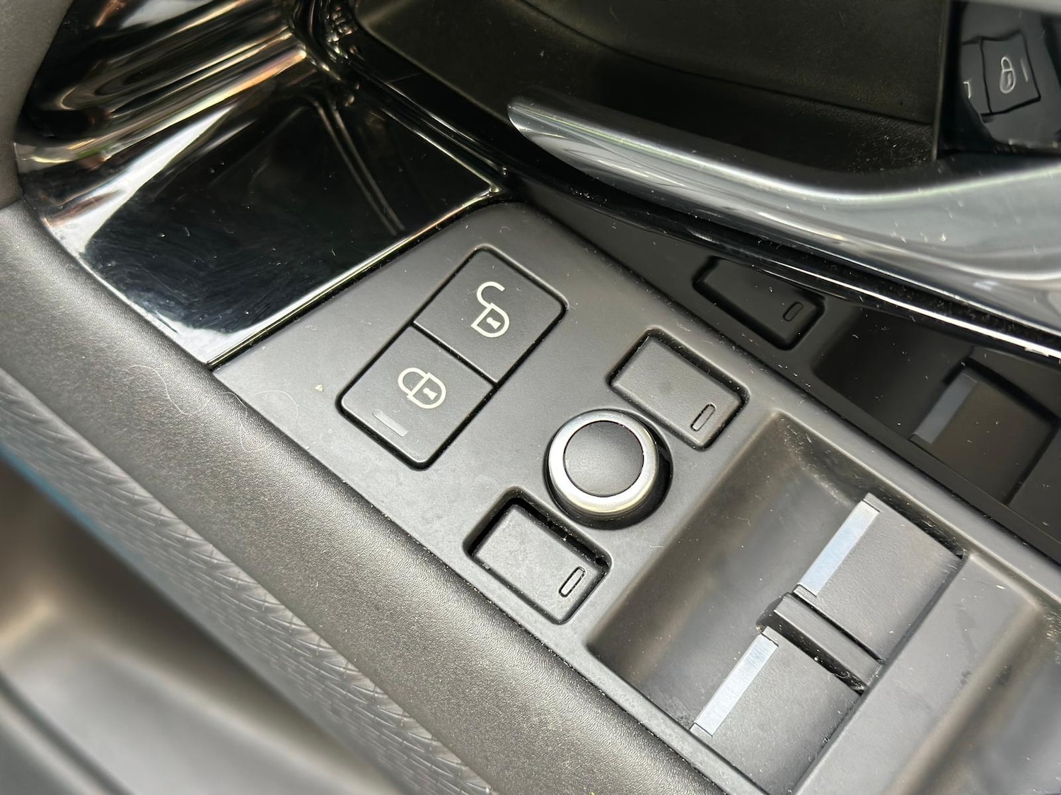 Used Land Rover Range Rover Evoque 2019 for sale - 76349534: Photo 35