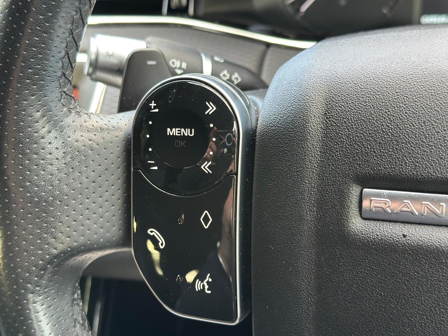 Used Land Rover Range Rover Evoque 2019 for sale - 76349534: Photo 53