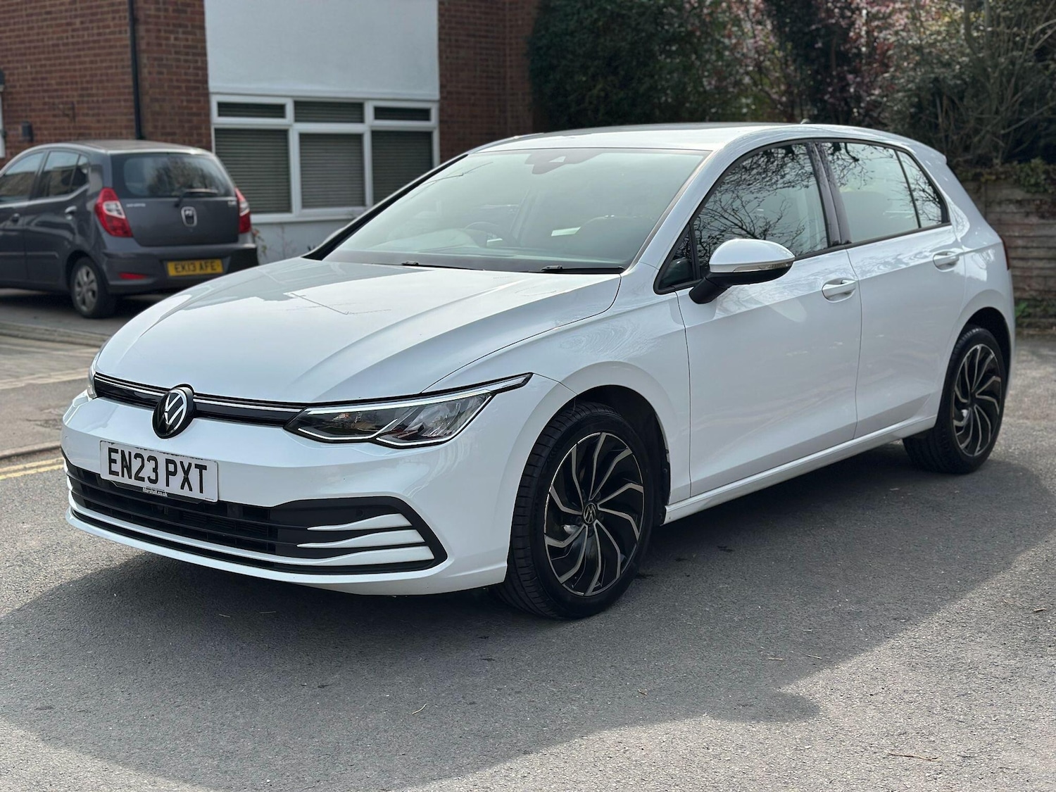 Used Volkswagen Golf 2023 for sale - 77970024: Photo 8