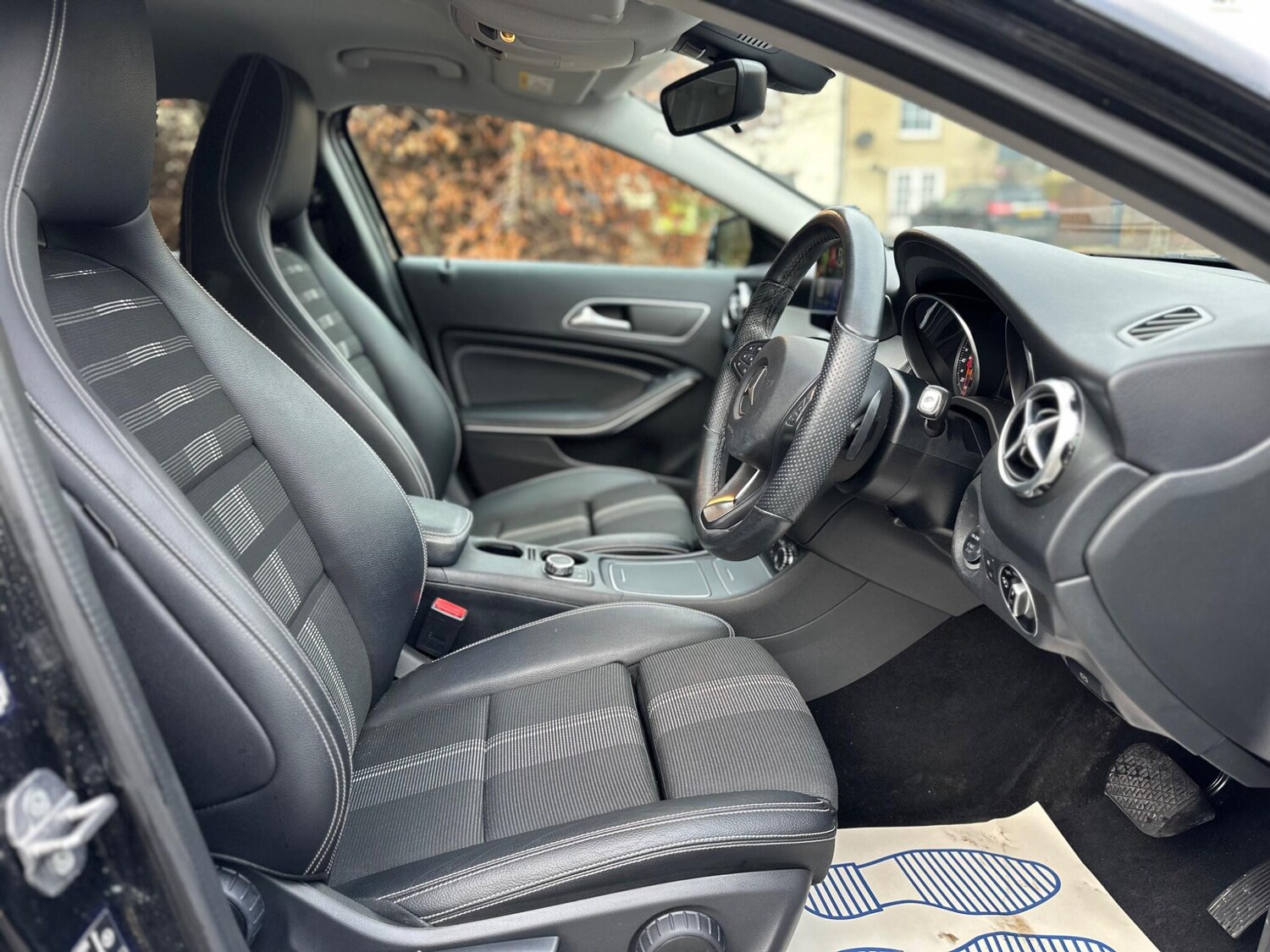 Used Mercedes-Benz GLA 2019 for sale - 77358887: Photo 11