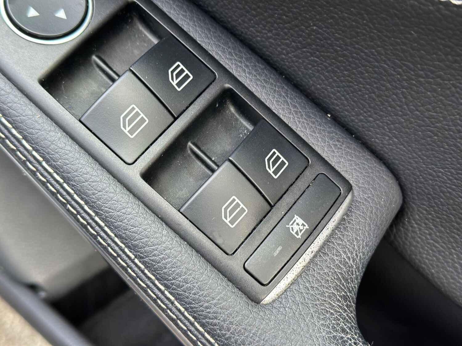 Used Mercedes-Benz GLA 2019 for sale - 77358887: Photo 36