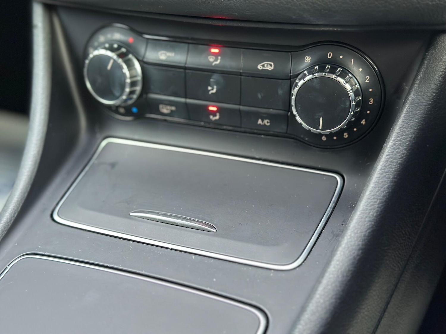 Used Mercedes-Benz GLA 2019 for sale - 77358887: Photo 44