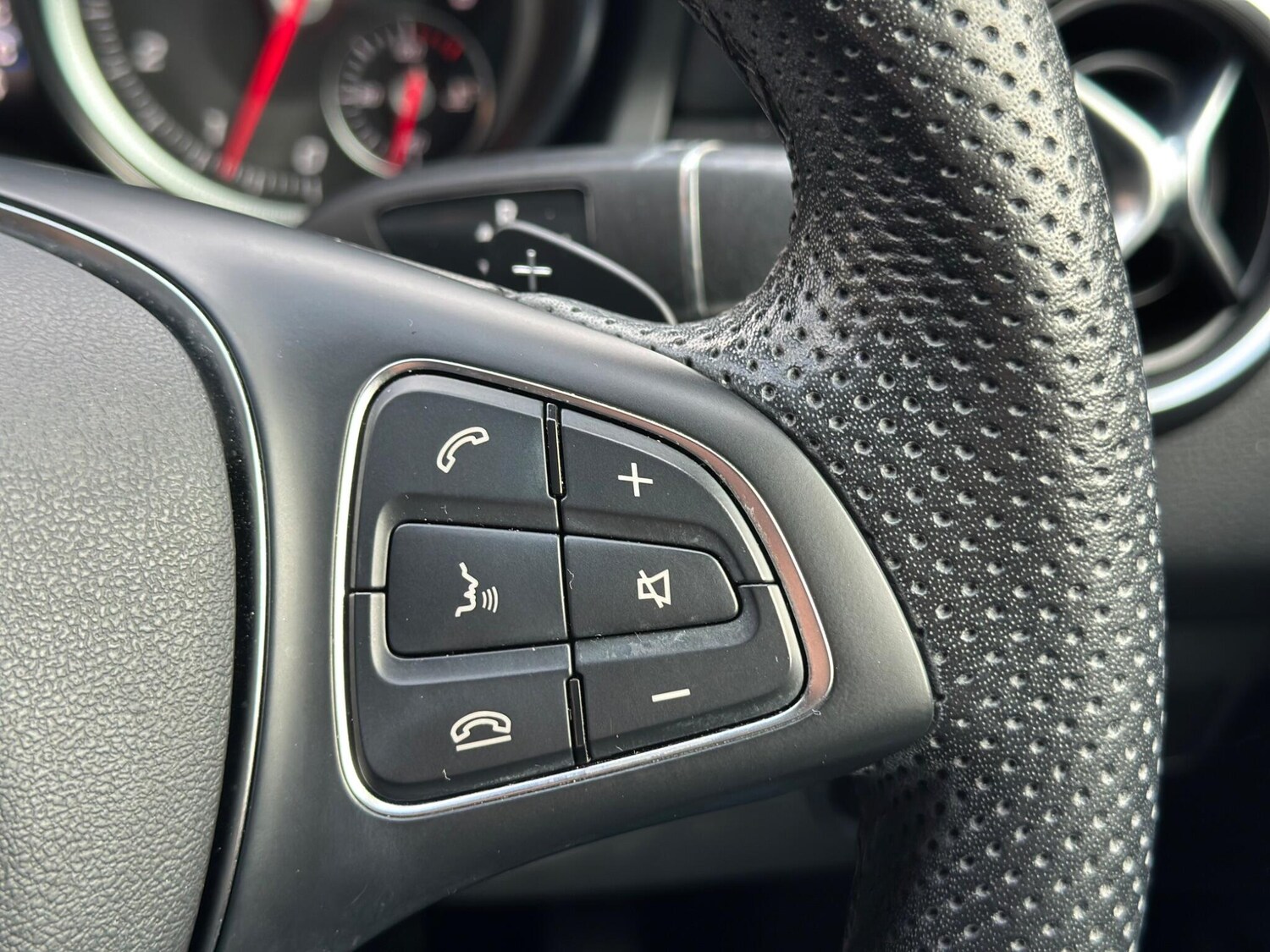 Used Mercedes-Benz GLA 2019 for sale - 77358887: Photo 49