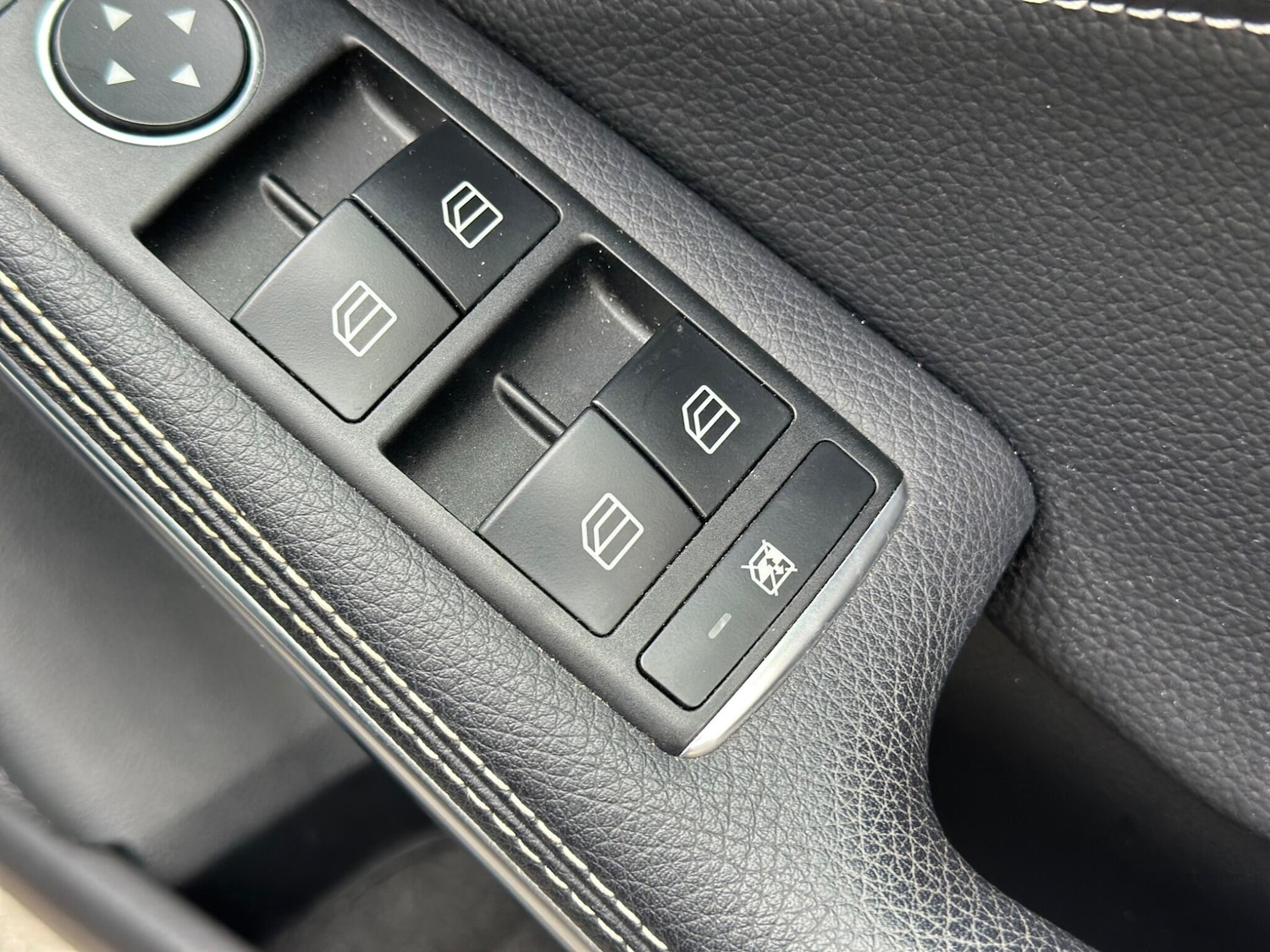 Used Mercedes-Benz A-Class for sale - 77808344: Photo 40