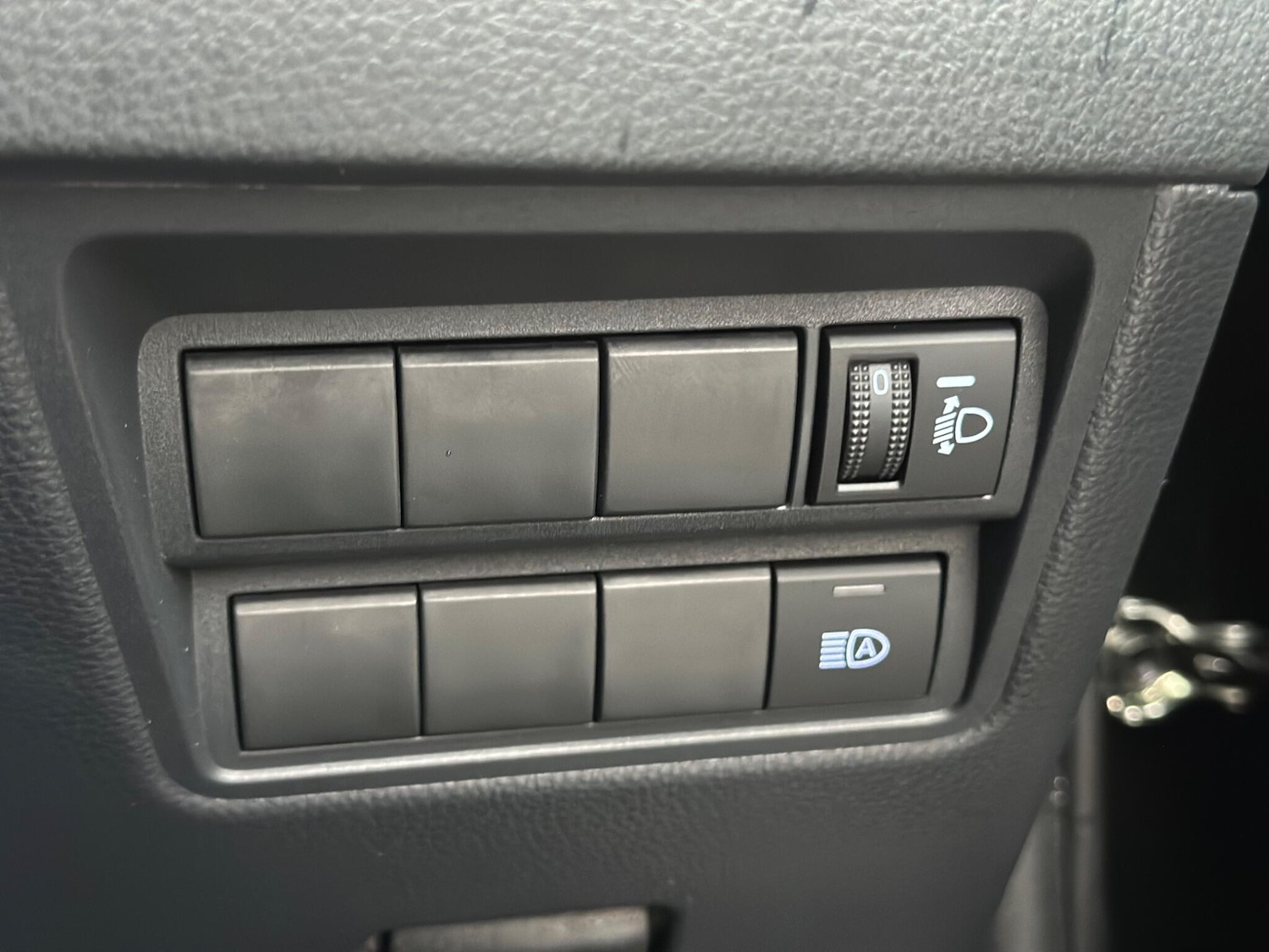 Used Toyota Yaris 2022 for sale - 76849856: Photo 31