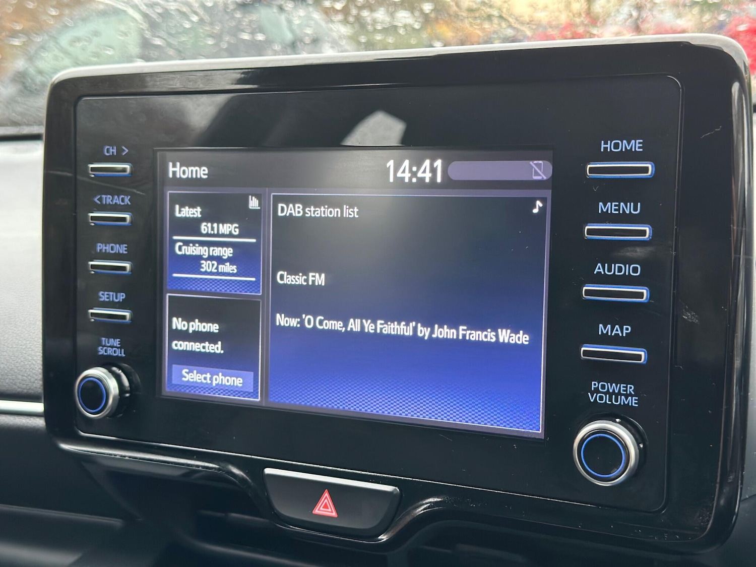 Used Toyota Yaris 2022 for sale - 76849856: Photo 32