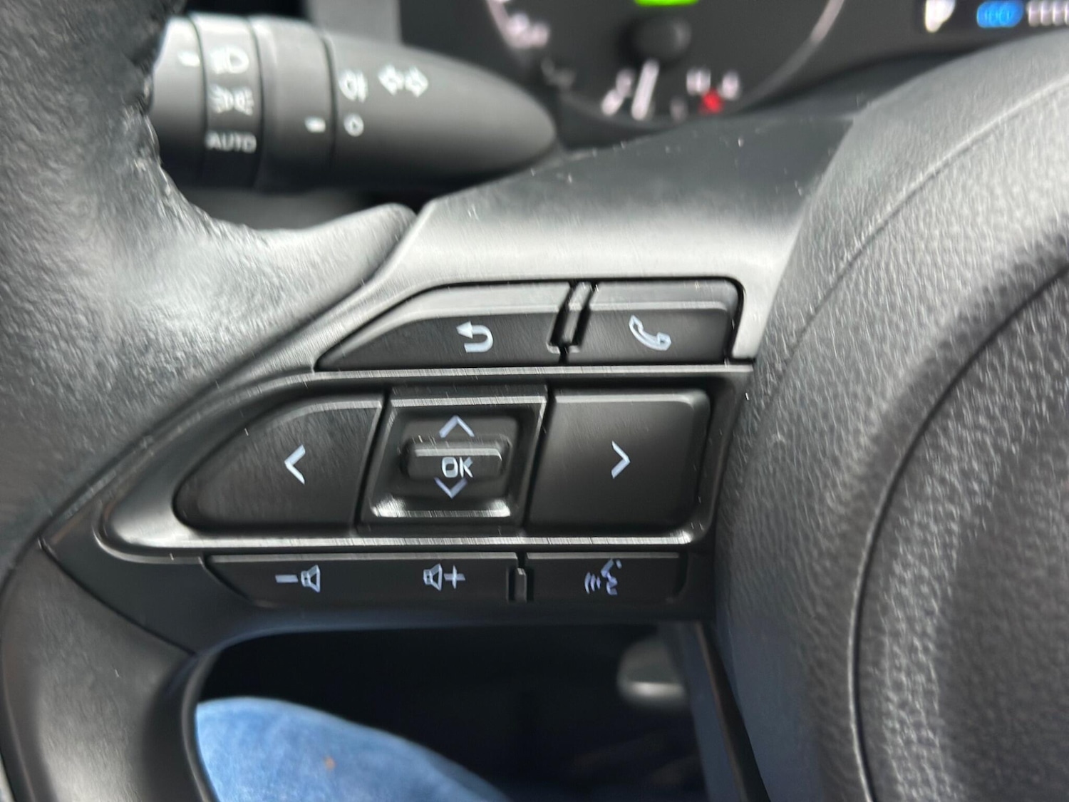 Used Toyota Yaris 2022 for sale - 76849856: Photo 42