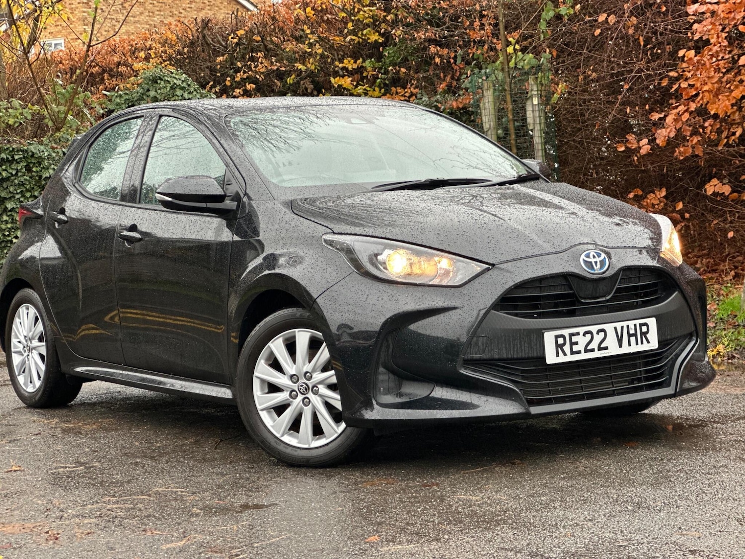 Used Toyota Yaris 2022 for sale - 76849856: Photo 59