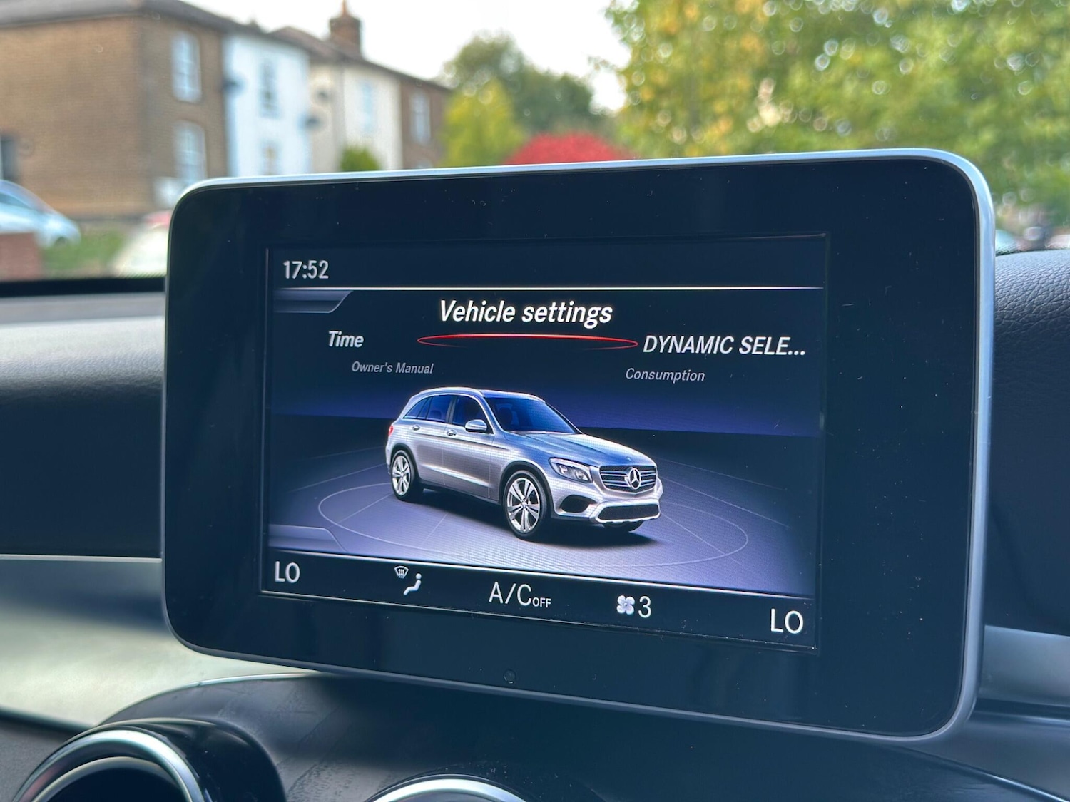 Used Mercedes-Benz GLC 2019 for sale - 76138098: Photo 42