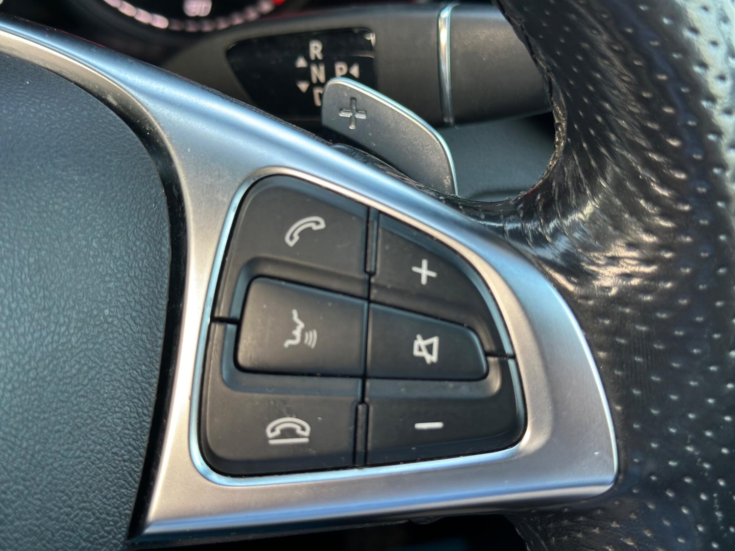 Used Mercedes-Benz GLC 2019 for sale - 76138098: Photo 54