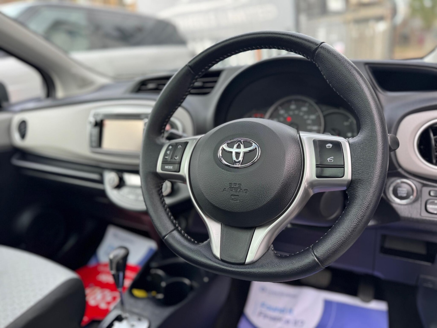 Used Toyota Yaris 2013 for sale - 76440307: Photo 28