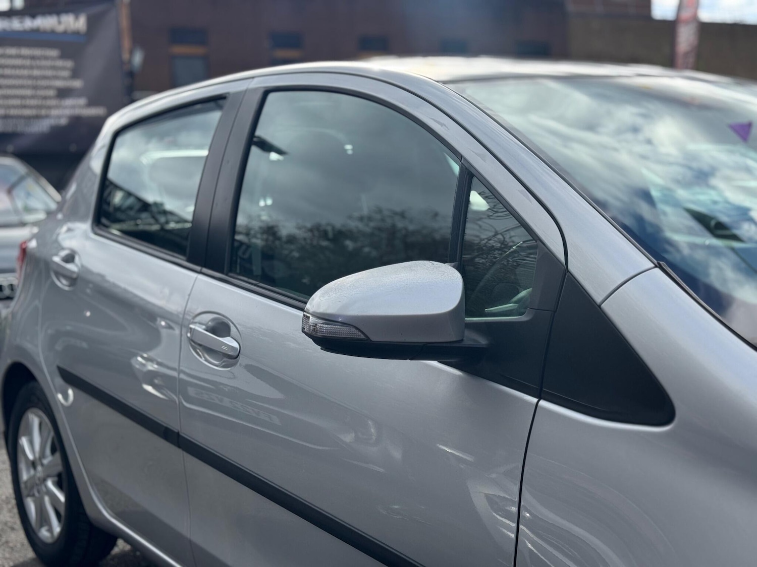 Used Toyota Yaris 2013 for sale - 76765791: Photo 18