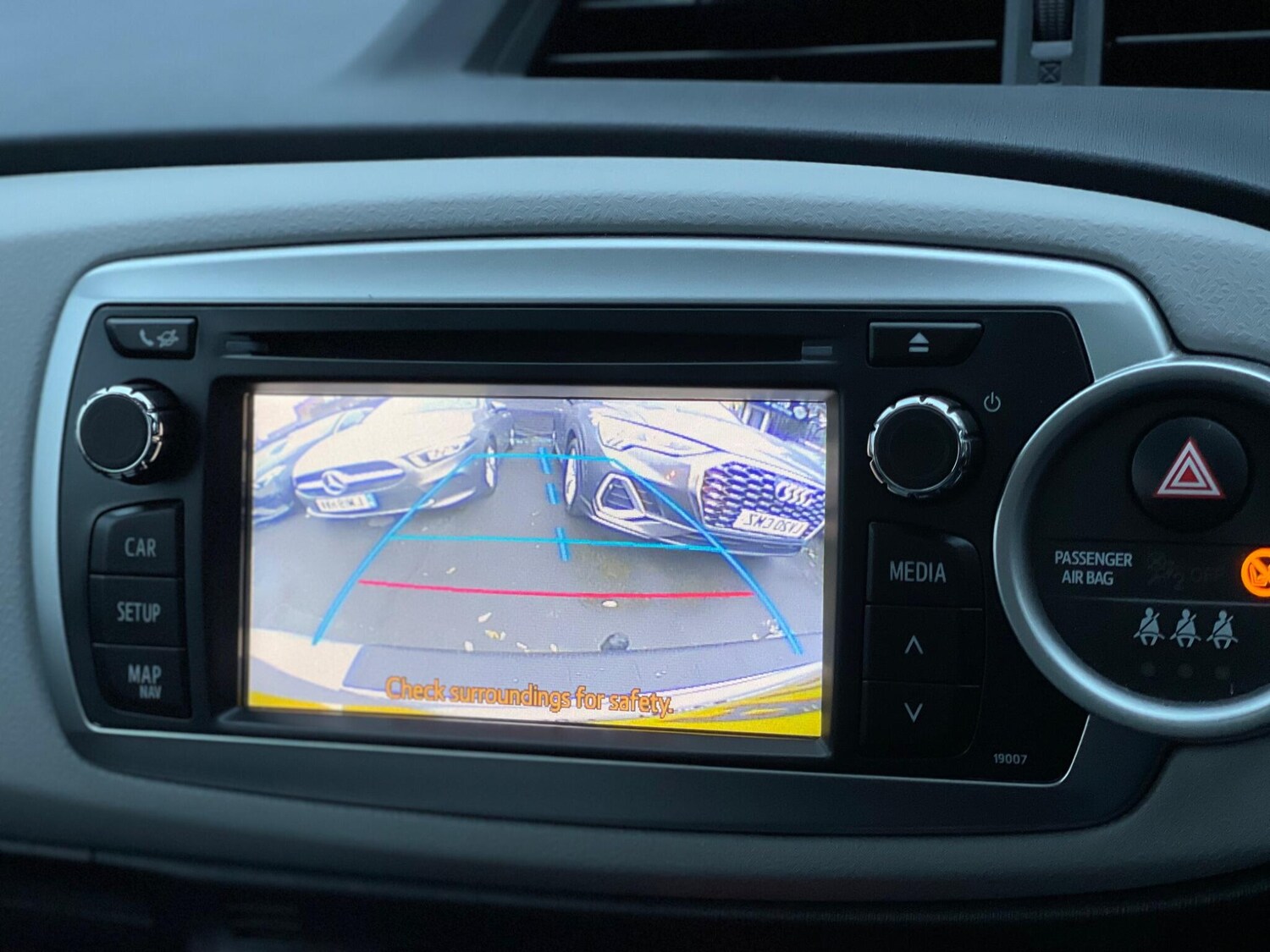 Used Toyota Yaris 2013 for sale - 76765791: Photo 41