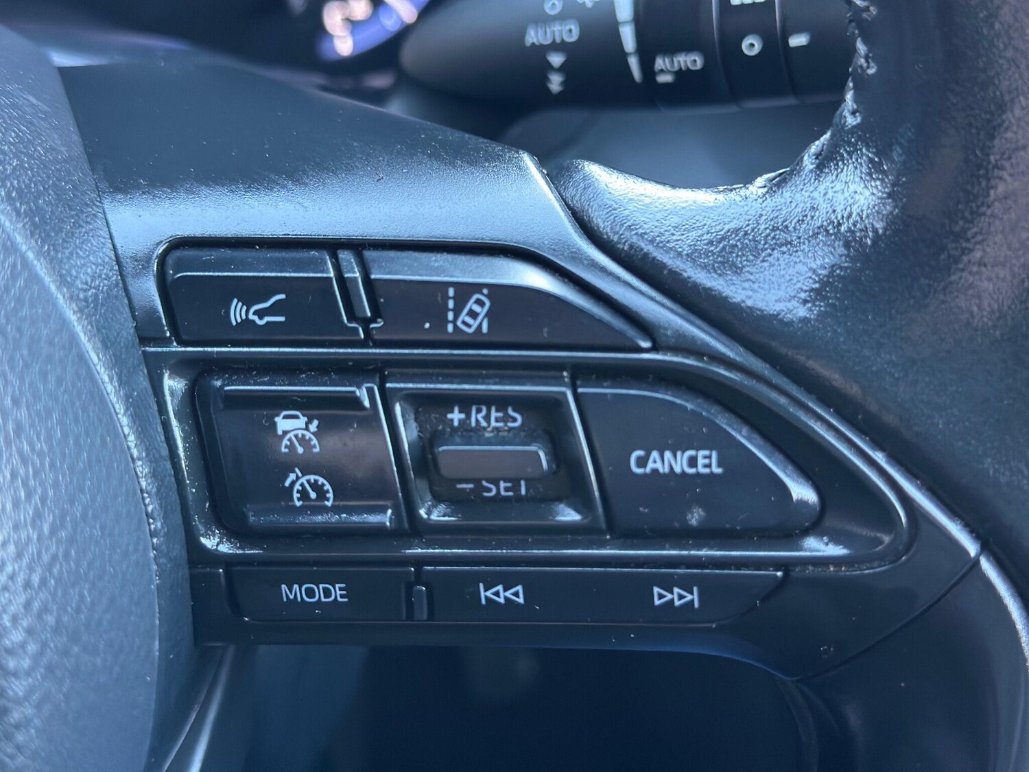 Used Toyota Yaris Cross for sale - 76998996: Photo 42