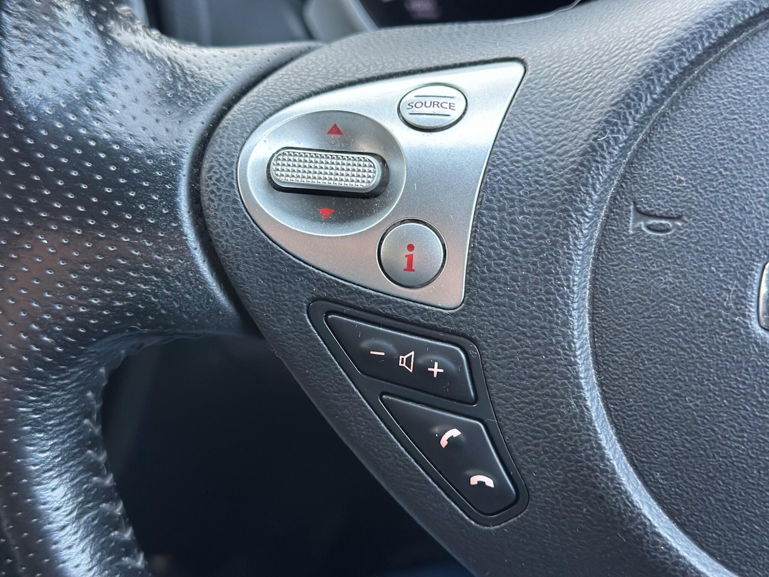 Used Nissan Juke 2015 for sale - 78019887: Photo 48