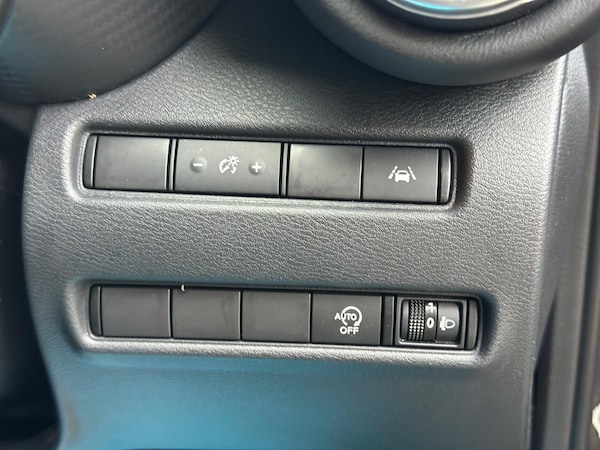 Used Nissan Juke 2023 for sale - 76109601: Photo 28