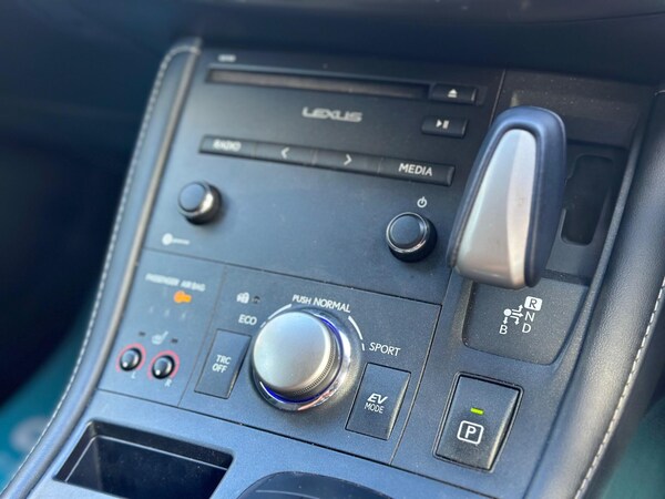 Used Lexus CT 2017 for sale - 75719755: Photo 33