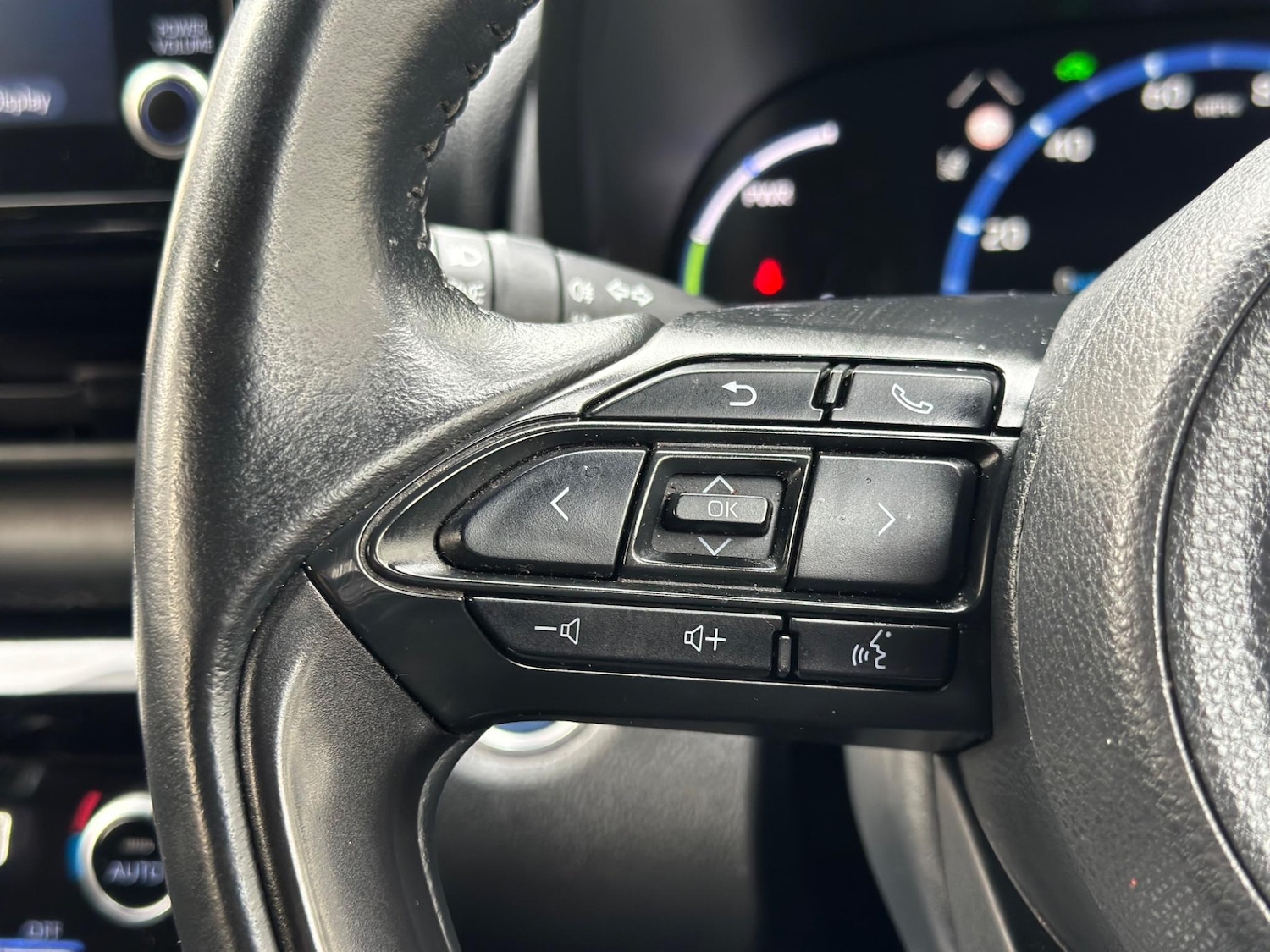 Used Toyota Yaris Cross 2022 for sale - 76440760: Photo 13