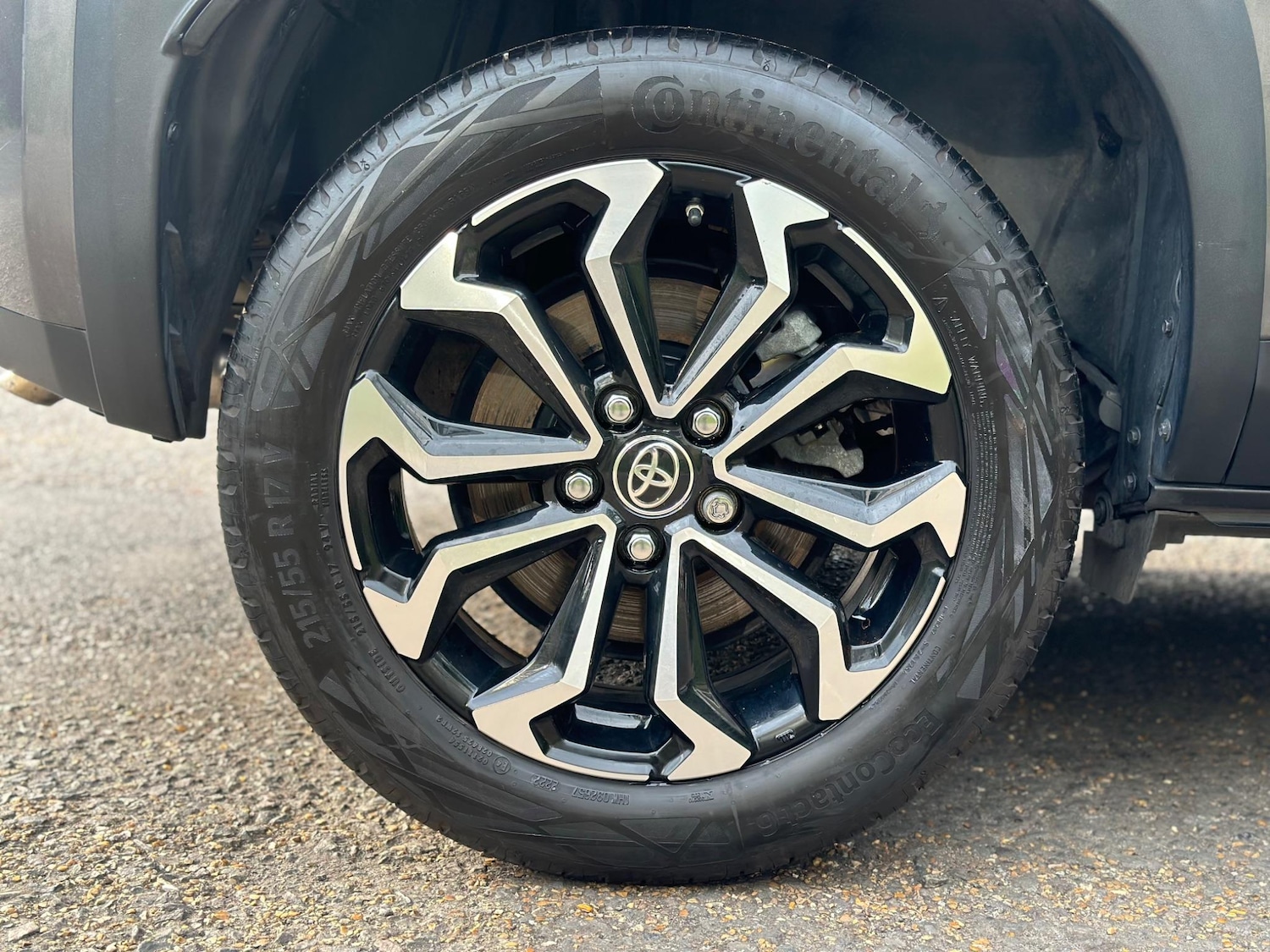 Used Toyota Yaris Cross 2022 for sale - 76440760: Photo 30