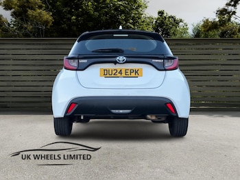Used Toyota Yaris 2024 for sale - 78988949: Photo