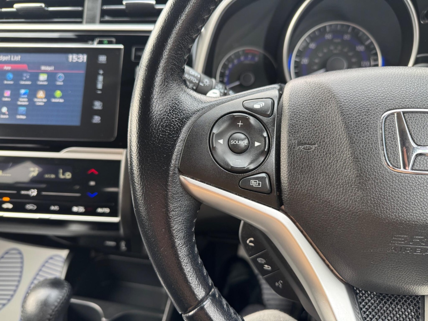 Used Honda Jazz 2019 for sale - 78073215: Photo 25