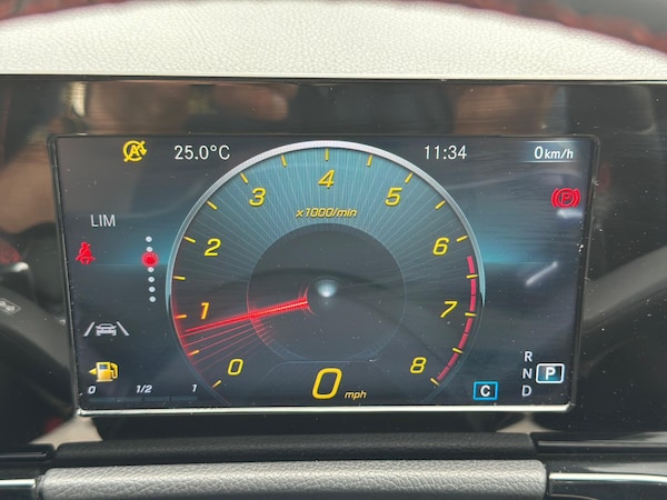 Used Mercedes-Benz GLA 2022 for sale - 75687785: Photo 75