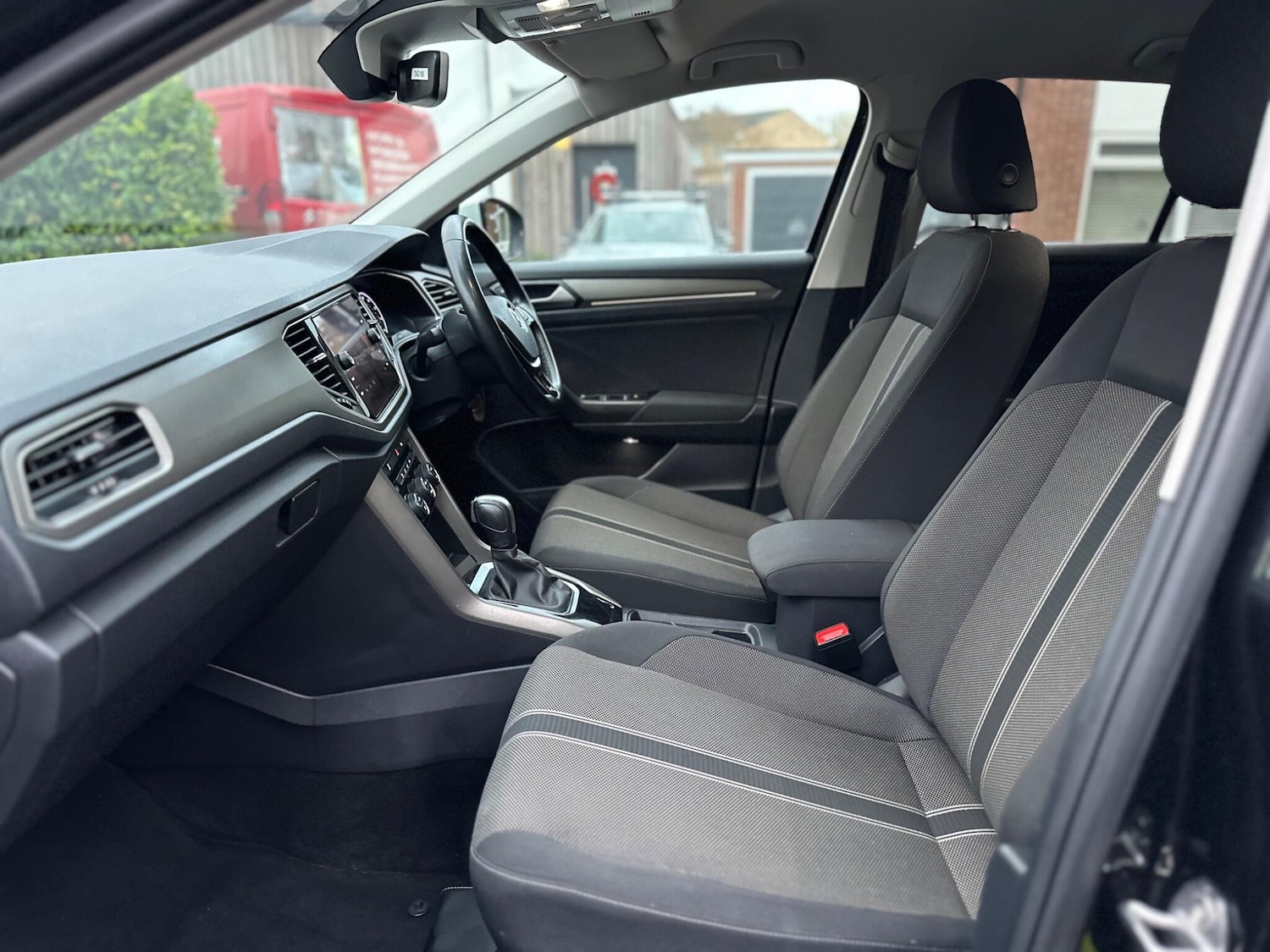 Used Volkswagen T-Roc 2020 for sale - 76752818: Photo 25