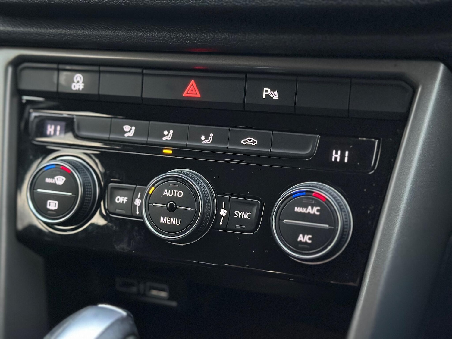 Used Volkswagen T-Roc 2020 for sale - 76752818: Photo 36