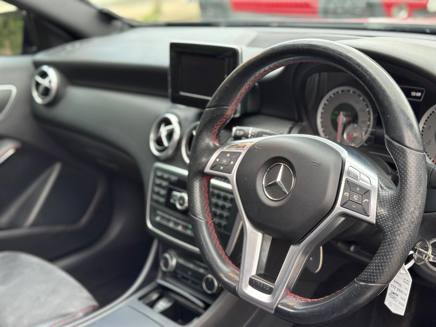 Used Mercedes-Benz A-Class 2013 for sale - 76073153: Photo 28