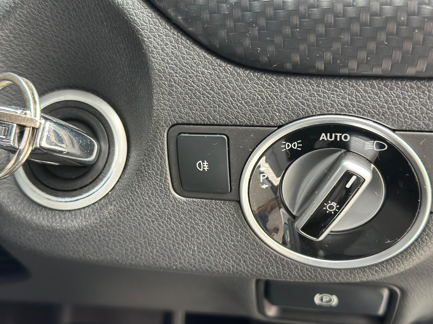 Used Mercedes-Benz A-Class 2013 for sale - 76073153: Photo 32