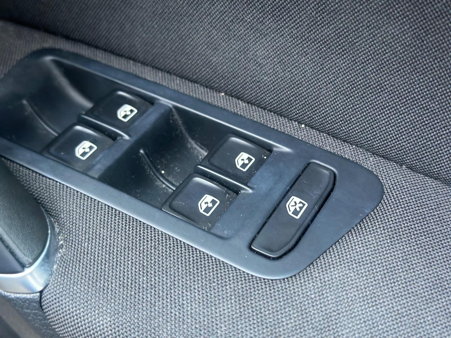 Used Volkswagen Golf 2016 for sale - 77684157: Photo 40