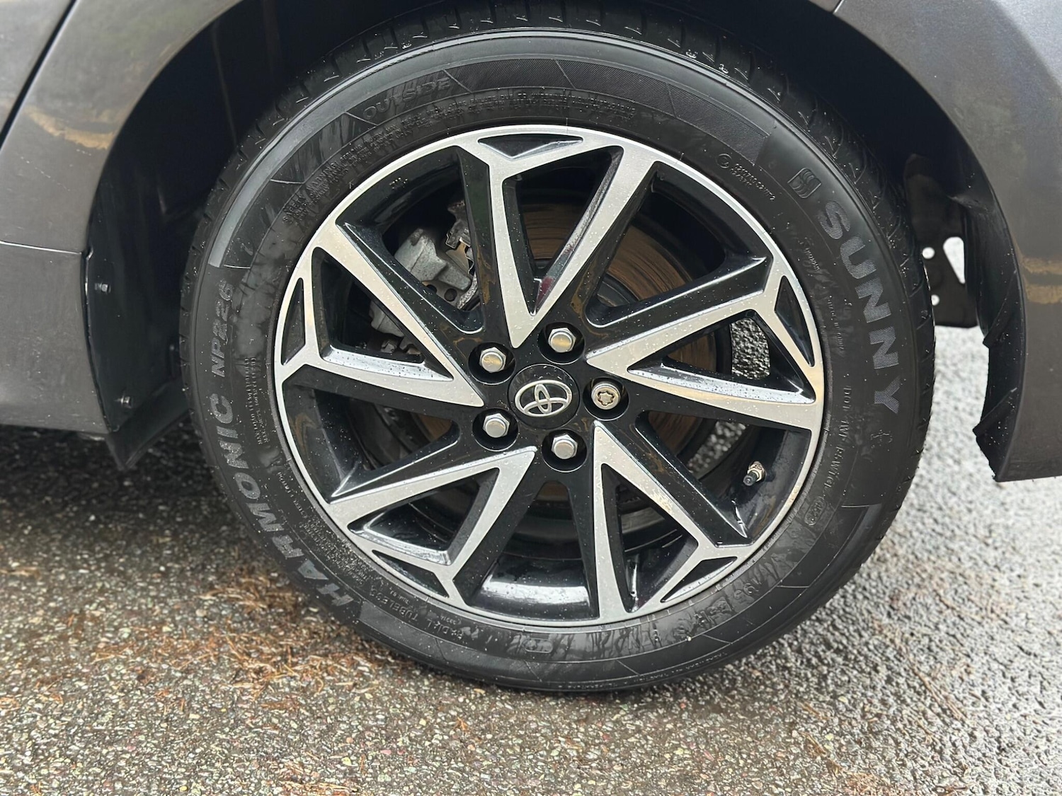 Used Toyota Yaris 2020 for sale - 77376064: Photo 53