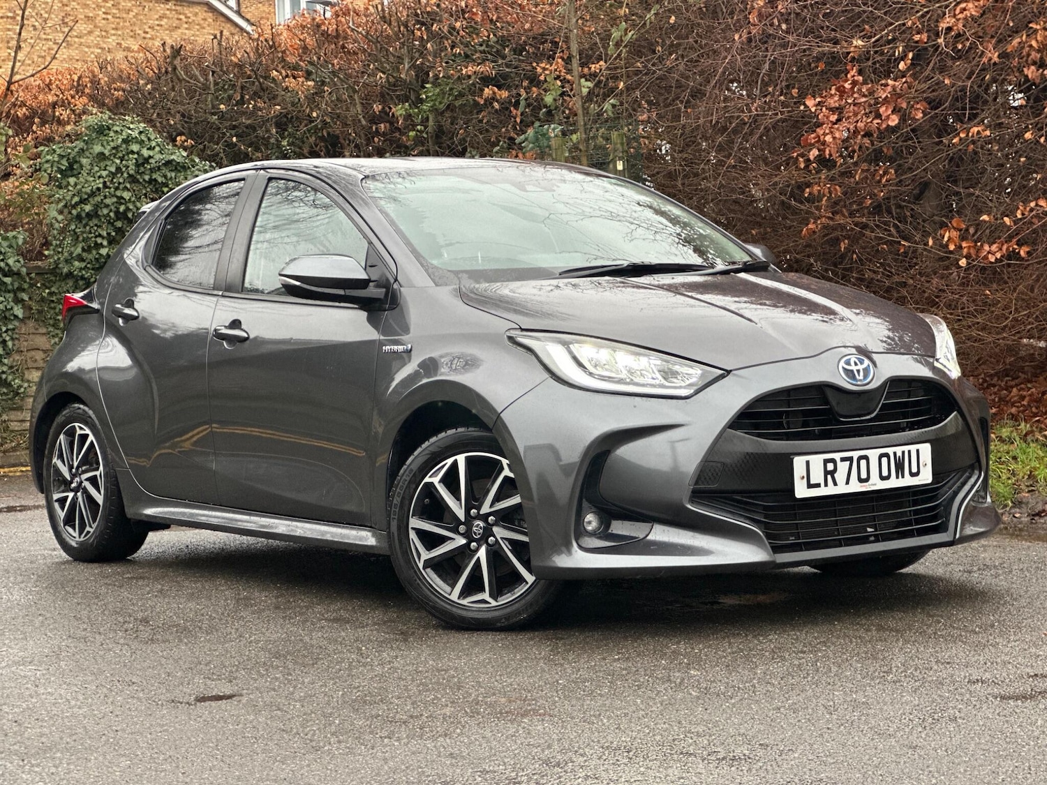 Used Toyota Yaris 2020 for sale - 77376064: Photo 58