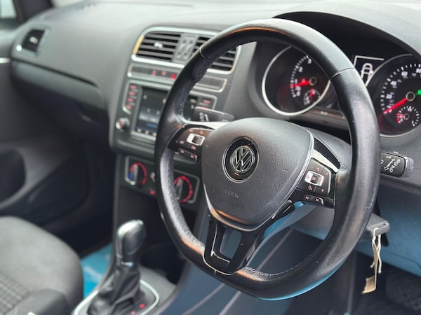 Used Volkswagen Polo 2017 for sale - 76073055: Photo 24