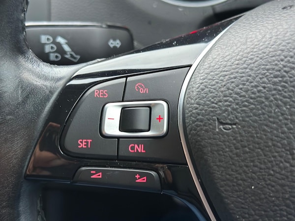 Used Volkswagen Polo 2017 for sale - 76073055: Photo 33