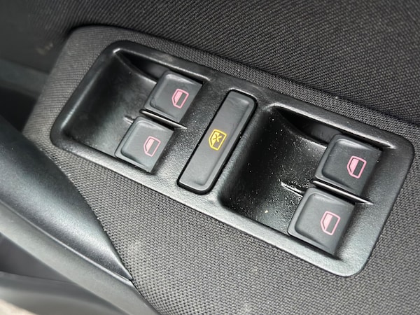 Used Volkswagen Polo 2017 for sale - 76073055: Photo 36