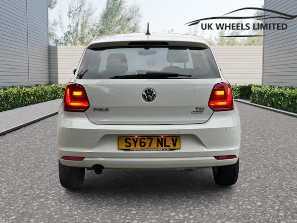 Used Volkswagen Polo 2017 for sale - 76073055: Photo 4