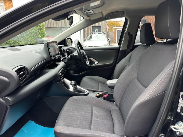 Used Toyota Yaris 2021 for sale - 76214511: Photo 22